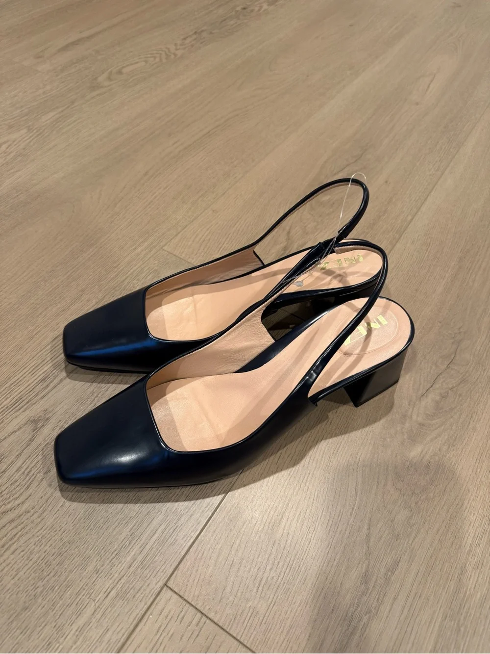 INEZ Coco in Midnight Abrasivato Size 9 Leather Slingback Heel Navy Blue Chic